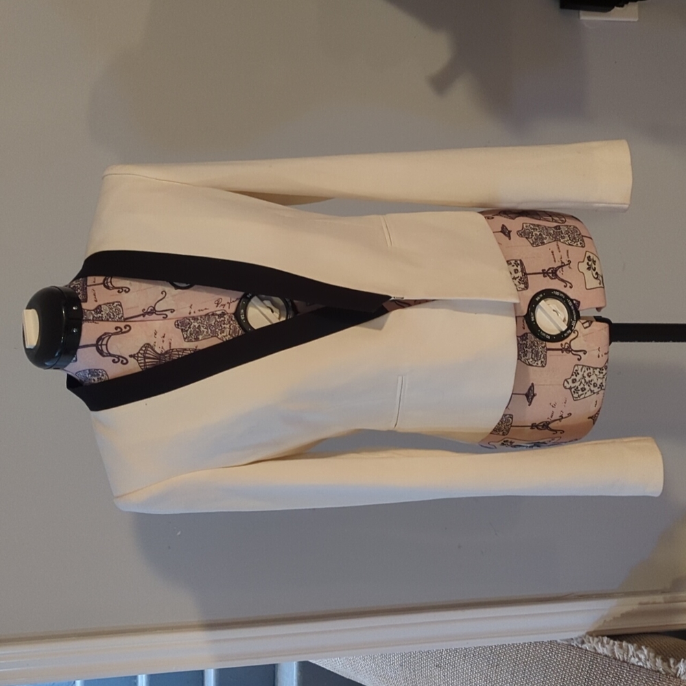 BCBG white blazer